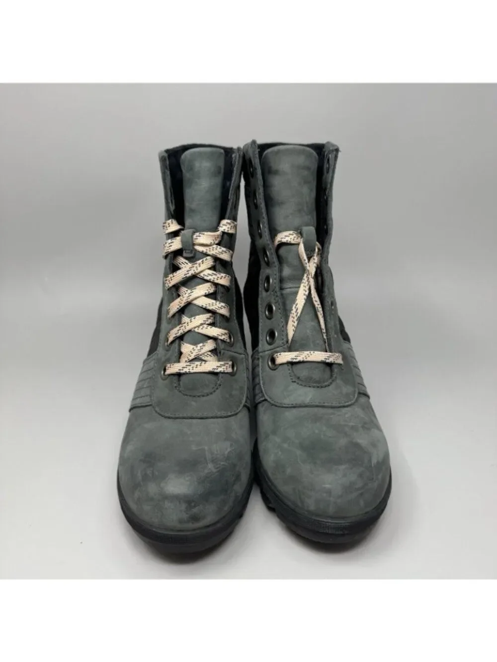 SOREL LEXIE WEDGE Gray Nubuck And Black Quilted Women's Ankle Boots Size 9